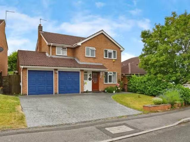 Unique 2 BA 4 bedroom house for rent in Muirfield Drive, Mickl.