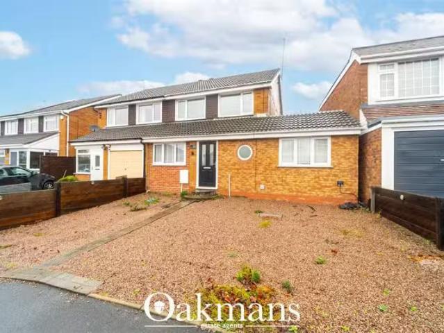 Unique 2 BA 4 bedroom semi detached house for rent in Barley M.