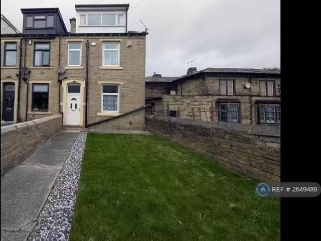 New 2 BA 4 bedroom terraced house for rent in New Cross Street.