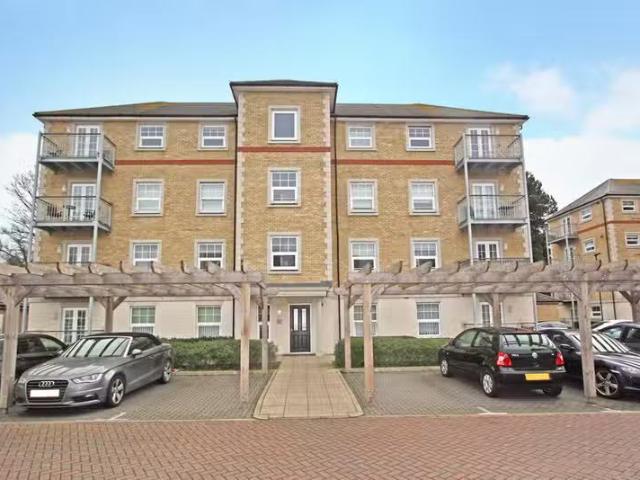 Deal! 2 BA 2 bedroom apartment for rent in Weir Road, Bexley.