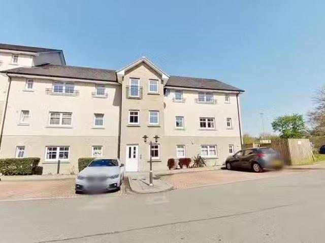 Cheap 2 BA 2 bedroom flat for rent in Craighall Court, Ellon.