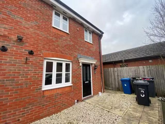 Charming 2 BA 3 bedroom house for rent in Amblerise Close, B77