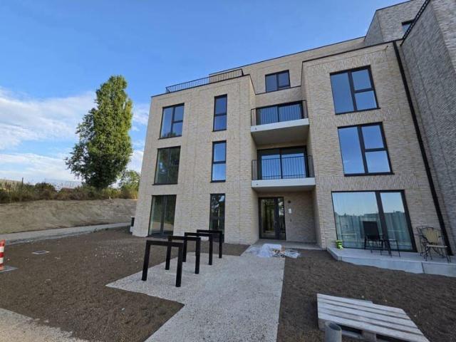 New 2 Bedroom Apartment with Terrace in Diegem