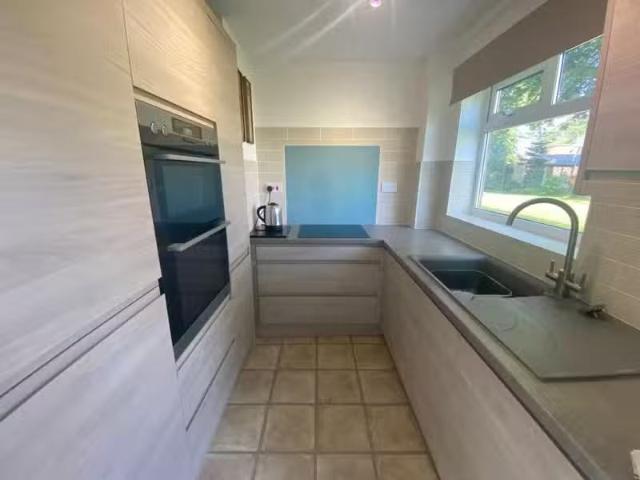Cozy 2 bedroom flat for rent in Eldon Drive, Walmley, Sutton C.