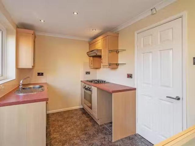 For Rent! 2 bedroom semi detached house for rent in Whitemoor.