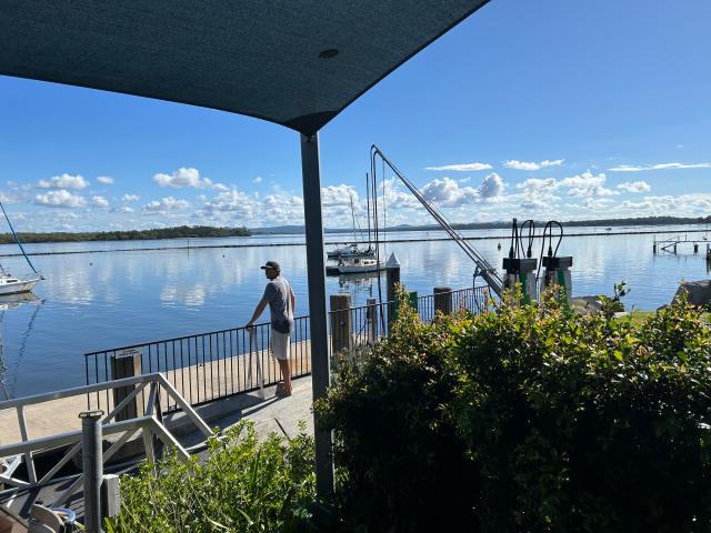 New 2 bedroom Unit Fully optioned