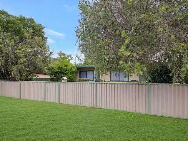 Cheap 2 Bognuda Street, Bundamba, QLD 4304