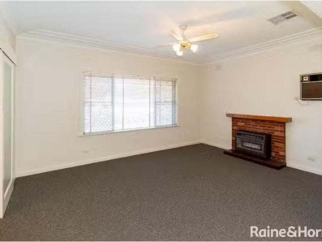 For Rent! 2 Boronia Street, KOORINGAL House for rent Listed b.