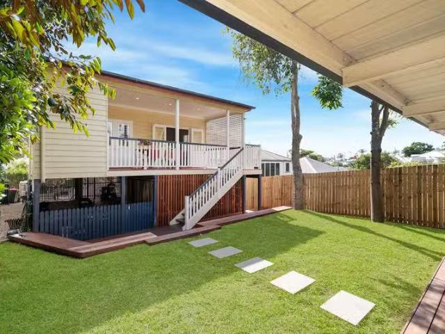 Charming 2 BR 43a Park Street, KELVIN GROVE, QLD 4059 Apartm.