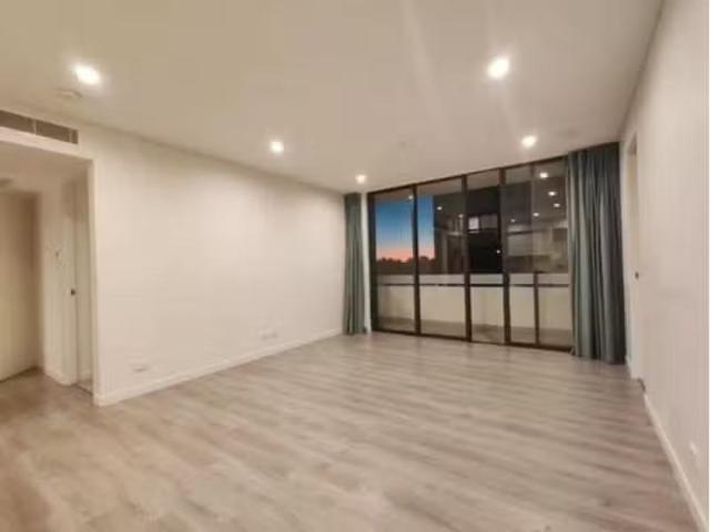 Charming 2 BR 412/1 Kingfisher Street, Lidcombe Apartment for.