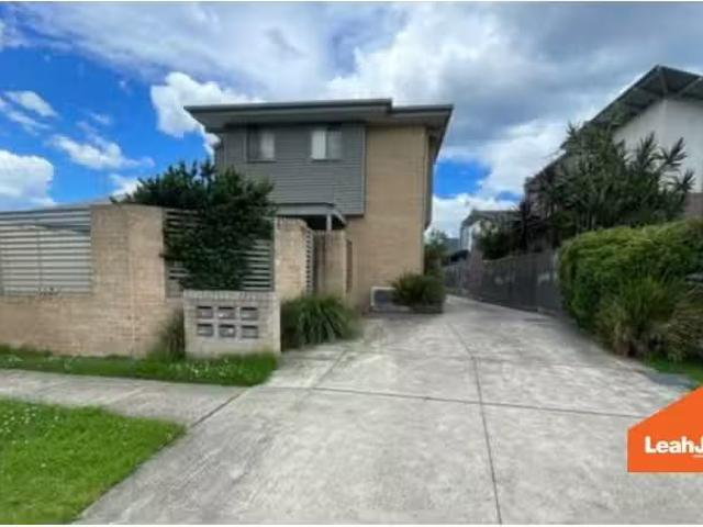 New 2 BR 4/181 Kings Road, New Lambton House for rent Listed.