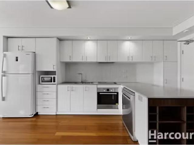 Rental! 2 BR 4/1 Douro Place, WEST PERTH Apartment for rent L.