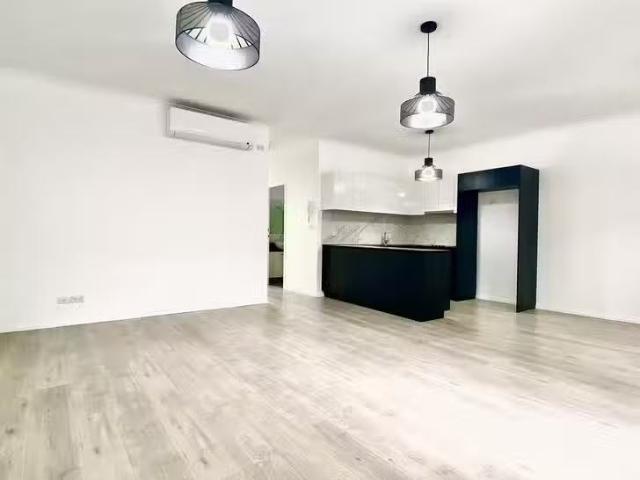 Charming 2 BR 444/111 Punt Road, Windsor, VIC 3181