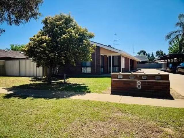 Just in! 2 BR 4/8 Eileen Street, Mildura, VIC 3500