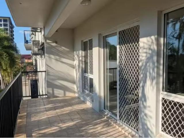 Deal! 2 BR 4/91 Mcminn Street, DARWIN CITY House for rent Lis.