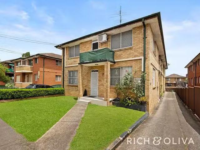 Unique 2 BR 4/9 Denman Avenue, Wiley Park, NSW 2195