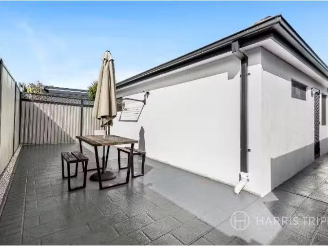 Just in! 2 BR 4 The Parade, Enfield House for rent Listed by.
