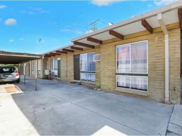 For Rent! 2 BR 5/1068 Barooga Street, North Albury Apartment f.