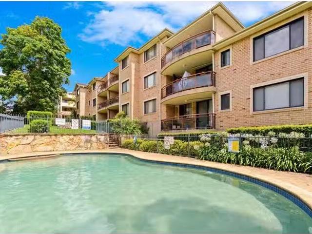 Just in! 2 BR 5/1 3 Sherwin Avenue, Castle Hill Apartment for.