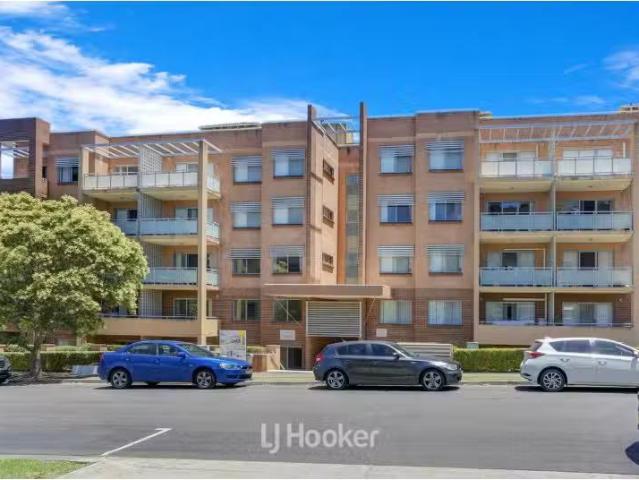 New 2 BR 53/10 Wallace Street, Blacktown Apartment for rent L.