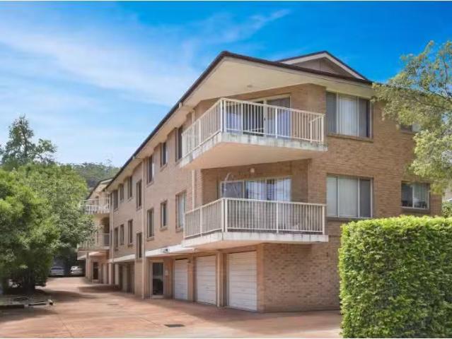 New 2 BR 5/31 Central Coast Highway, West Gosford Apartment fo.