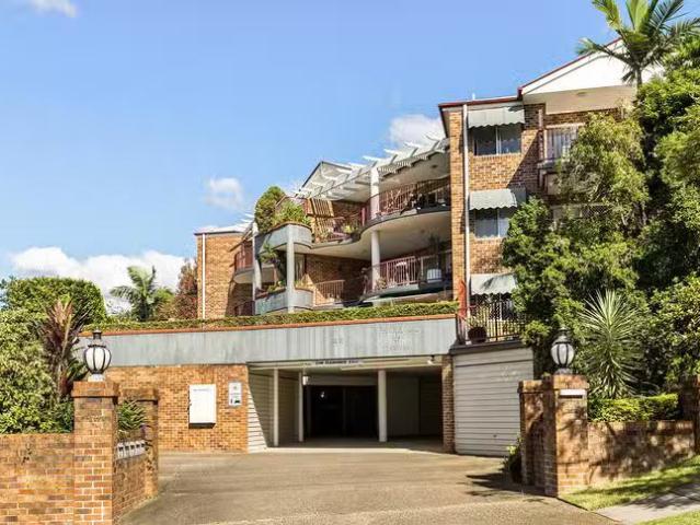Just in! 2 BR 5/44 48 Marmion Parade, Taringa, QLD 4068