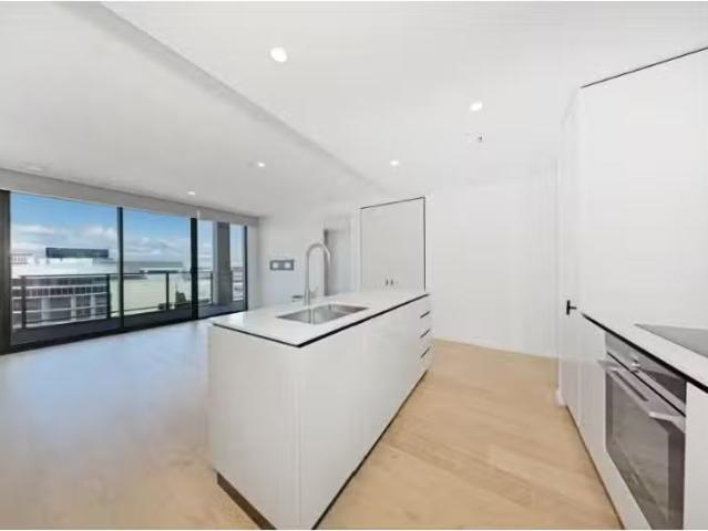 New 2 BR 603/39 London Circuit, City Apartment for rent Liste.