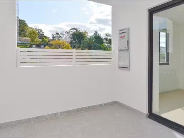 Cozy 2 BR 604/36 Showground Road, Gosford Apartment for rent.