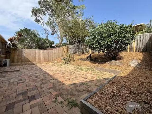 Rental! 2 BR 6/15 Vine Court, Oxenford, QLD 4210