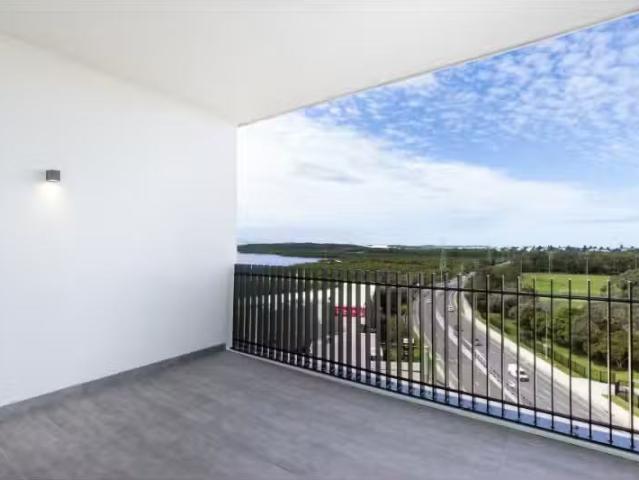Cozy 2 BR 616/455B Captain Cook Drive, Woolooware Apartment fo.