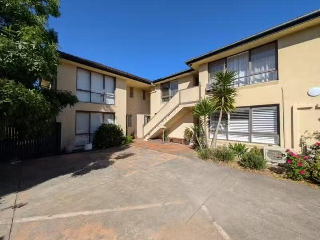 Cozy 2 BR 6/16 Marara Road, Caulfield South VIC 3162 Apartme.