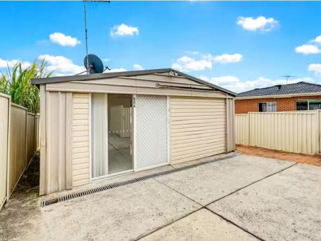 Cozy 2 BR 69A Aplin Road, BONNYRIGG HEIGHTS House for rent Li.