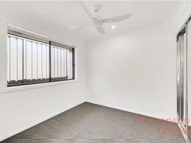 Nice 2 BR 6B Breccia Avenue, Gillieston Heights House for rent.