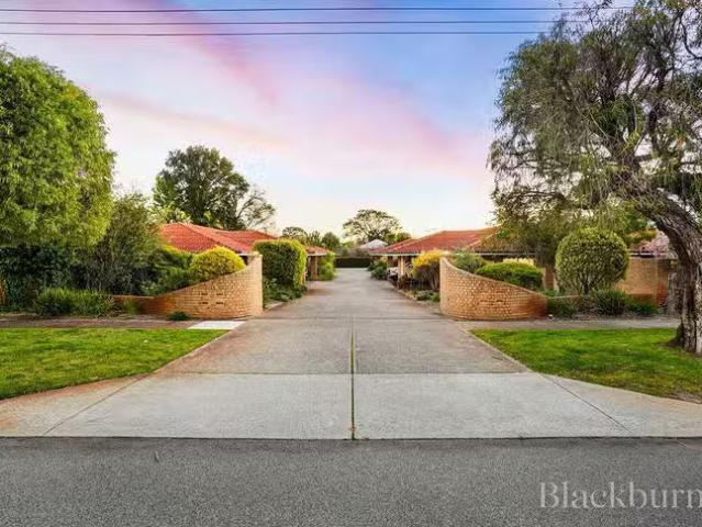 Charming 2 BR 8/141 Ninth Avenue, Inglewood, WA 6052