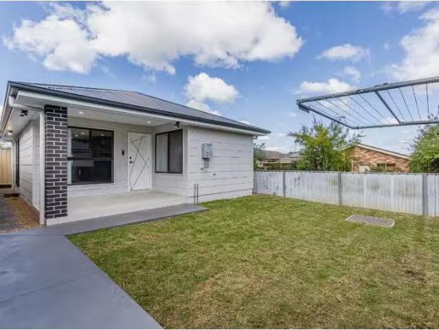 Deal! 2 BR 91A Boundary Road, DUBBO House for rent Listed by.