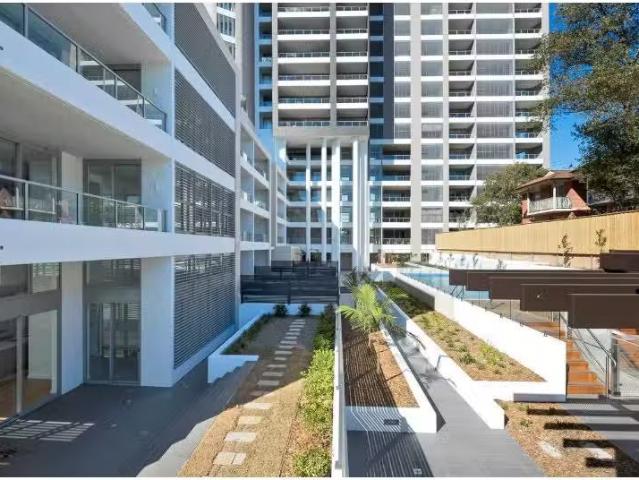 Just in! 2 BR 9/2 James Street, Carlingford House for rent Li.