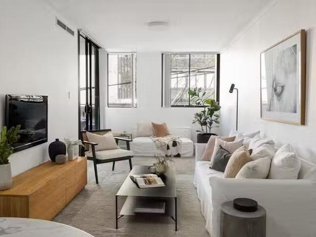 Cozy 2 BR 106/38 Albany Street, St Leonards, NSW 2065