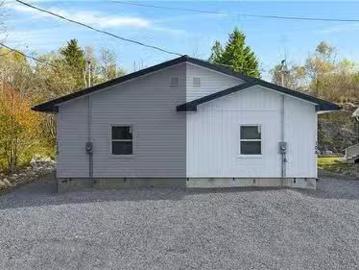 Just in! 2 BR 108 Thornbrough Street, Saint John, NB, E2K 3P6.