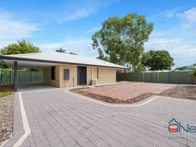 Nice 2 BR 10B Wilsley Street, Gosnells, WA 6110