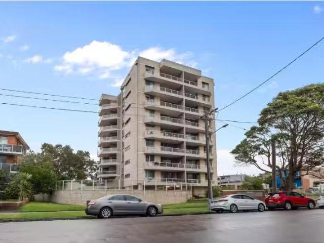 Deal! 2 BR 11/11 13 Ocean Parade, THE ENTRANCE Apartment for r.