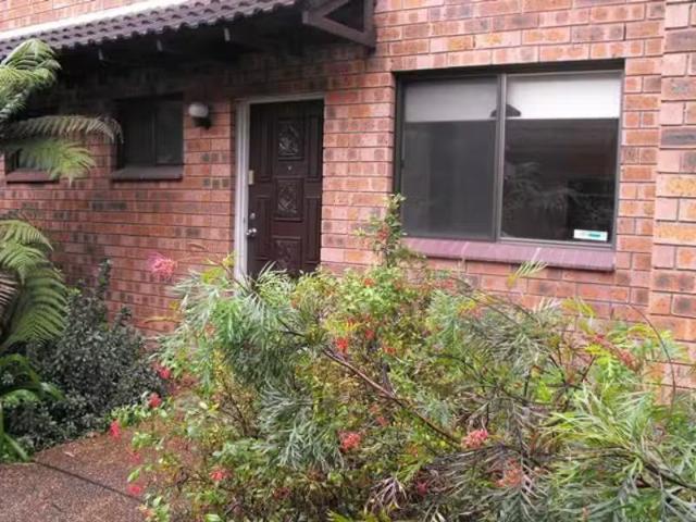 New 2 BR 11/22 Taranto Road, MARSFIELD Townhouse for rent Lis.