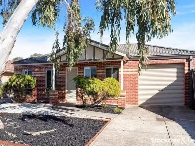 Charming 2 BR 1/141 Raglan Street, Wallan, VIC 3756