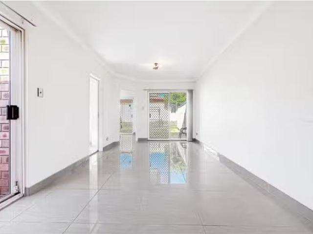 New 2 BR 11A/177A Reservoir Road, Prospect Townhouse for rent.