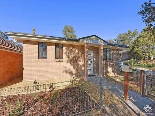 Nice 2 BR 12 Fern Avenue, Wahroonga, NSW 2076