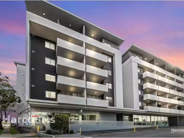 For Rent! 2 BR 131/3 17 Queen Street, Campbelltown Apartment f.
