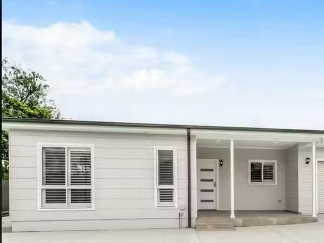 Deal! 2 BR 15A Berowra Waters Road, Berowra, NSW 2081