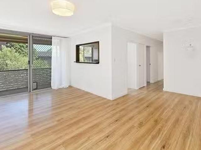 Nice 2 BR 16/76 Orpington Street, Ashfield, NSW 2131