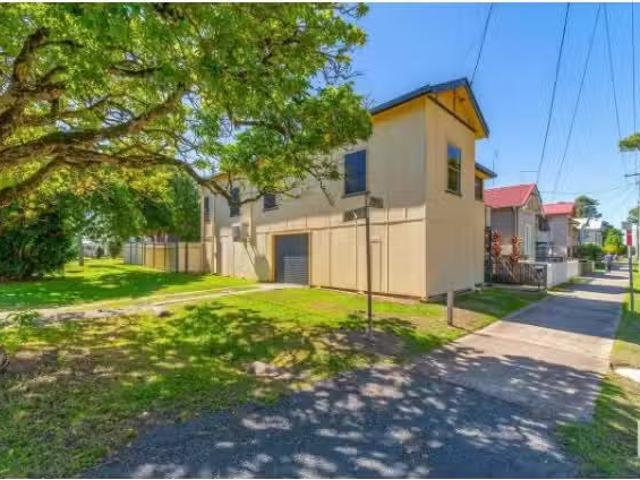 For Rent! 2 BR 169 Ryan Street, South Grafton House for rent.
