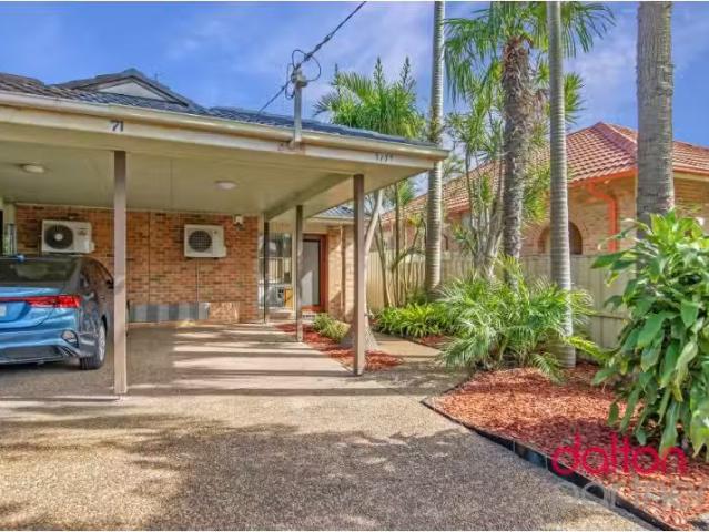New 2 BR 1/71 Roe Street, Mayfield Townhouse for rent Listed.