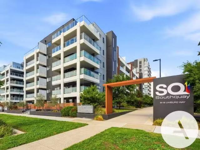 New 2 BR 181/8 Limburg Way, Greenway Apartment for rent Liste.